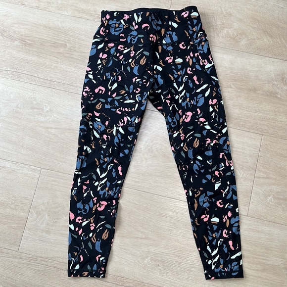 Sweaty Betty Power 7/8 workout leggings in blue floral pop, SIZE XS NEW. 0615 - Picture 5 of 10